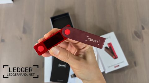 آنباکس لجر نانو ایکس قرمز روبی